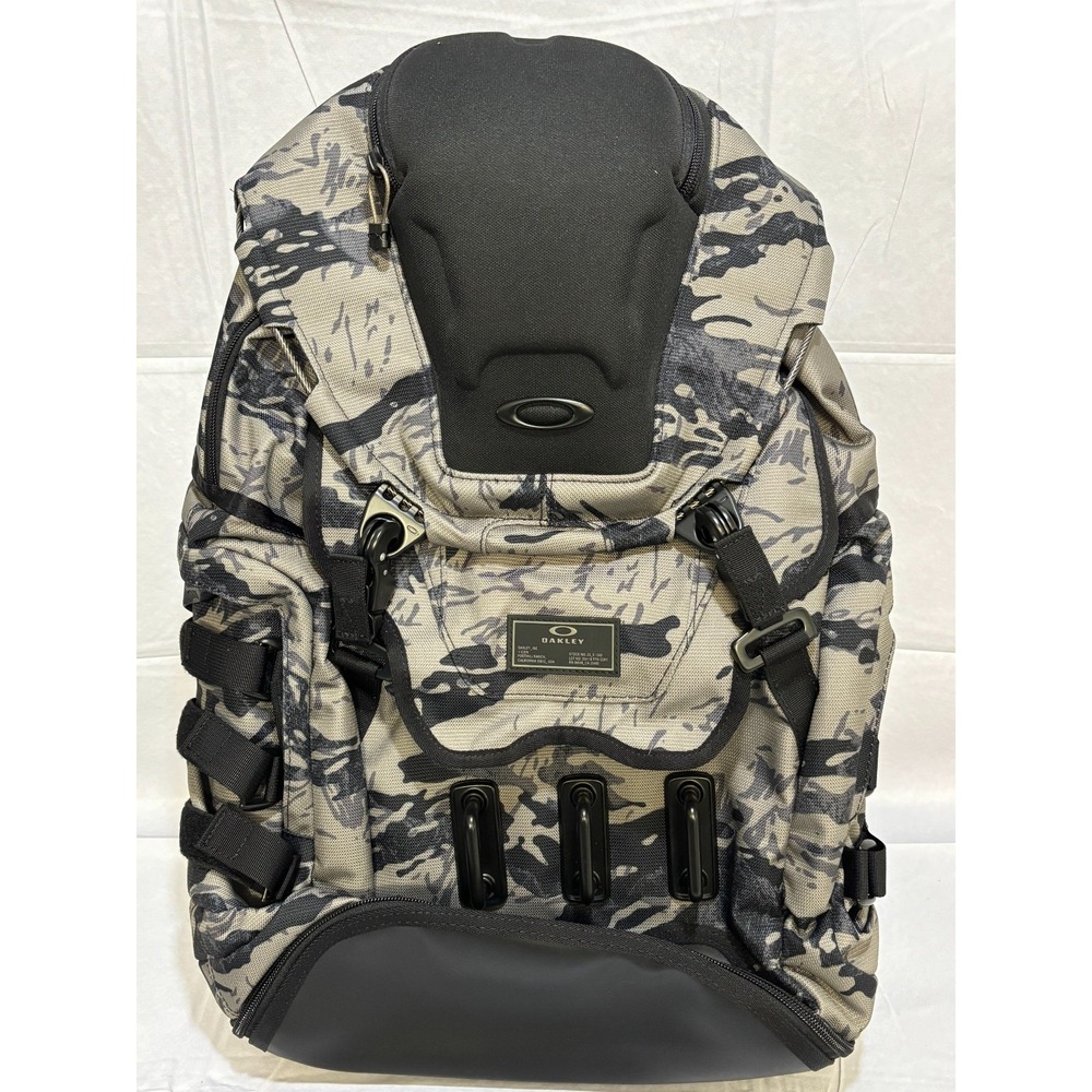 Oakley Kitchen Sink Backpack Tiger Mountain Gray Camouflage RFID Outdoor NWT